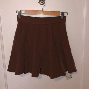 HALARA pleated skirt